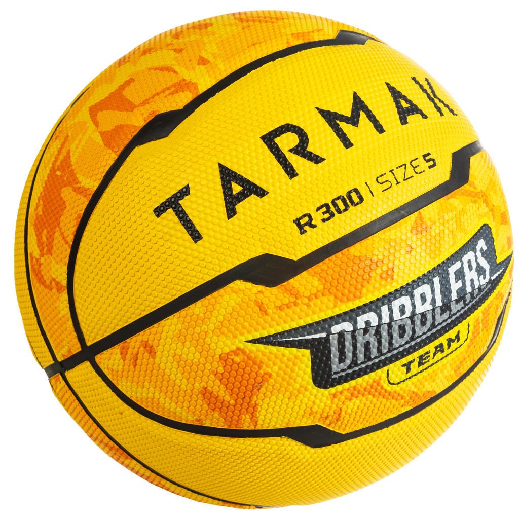 R300 Kids' Size 5 Basketball for Beginners up to 10 Years Old - Yellow.