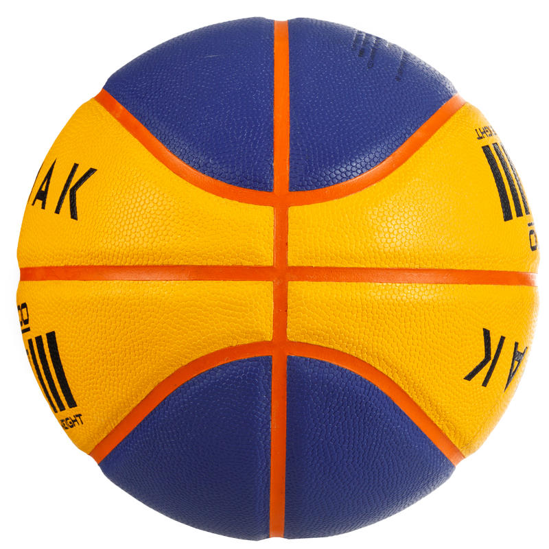 Ballon de basket BT500 pour la pratique basketball 3X3. Super toucher