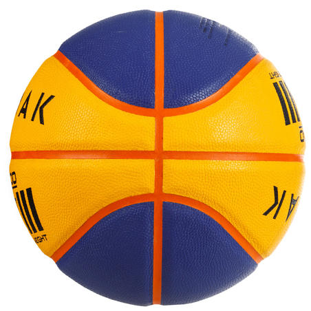 BT500 3-on-3 Basketball Bola dengan sensasi sempurna.