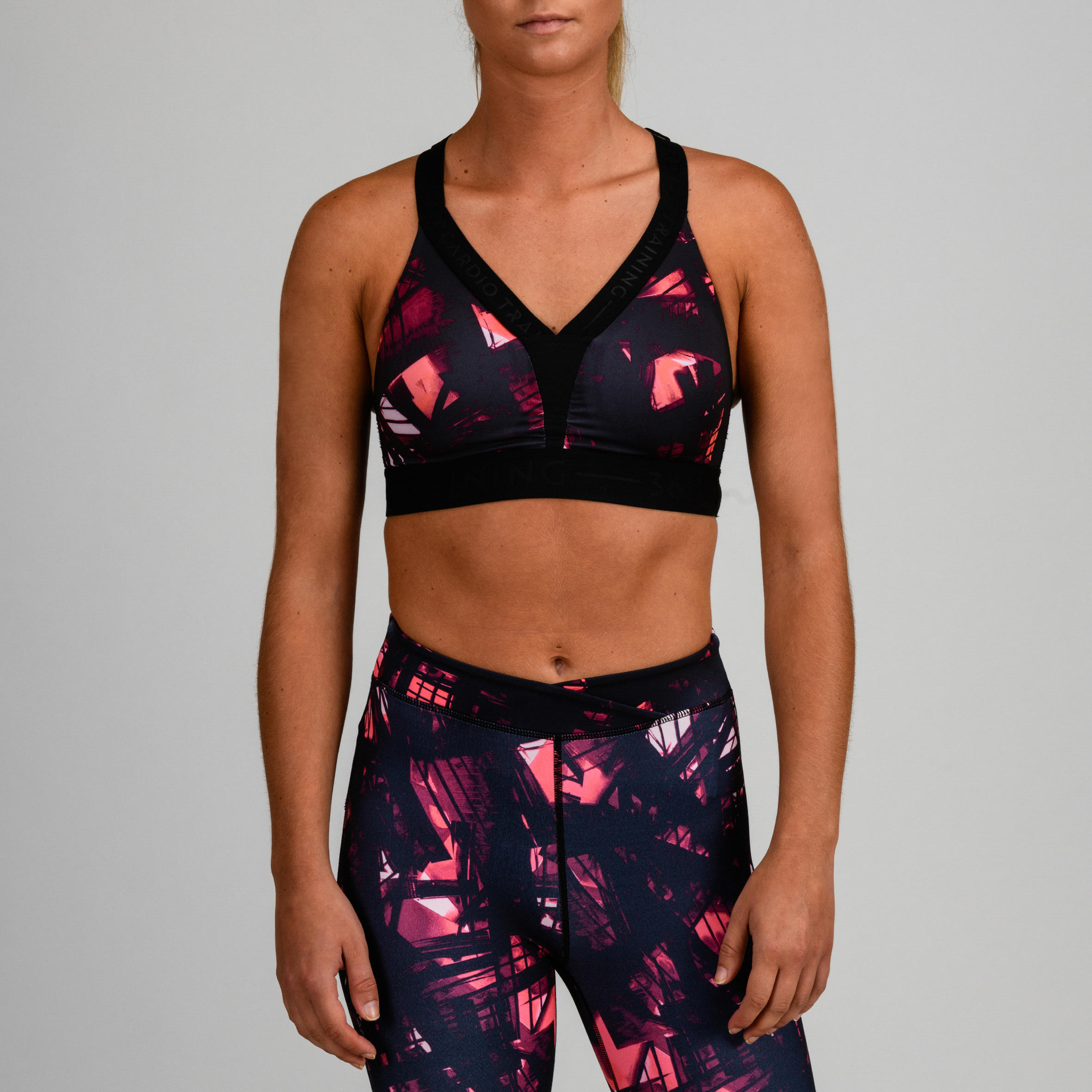 

Women' Medium-Impact Cardio Fitness Sports Bra - Black Print