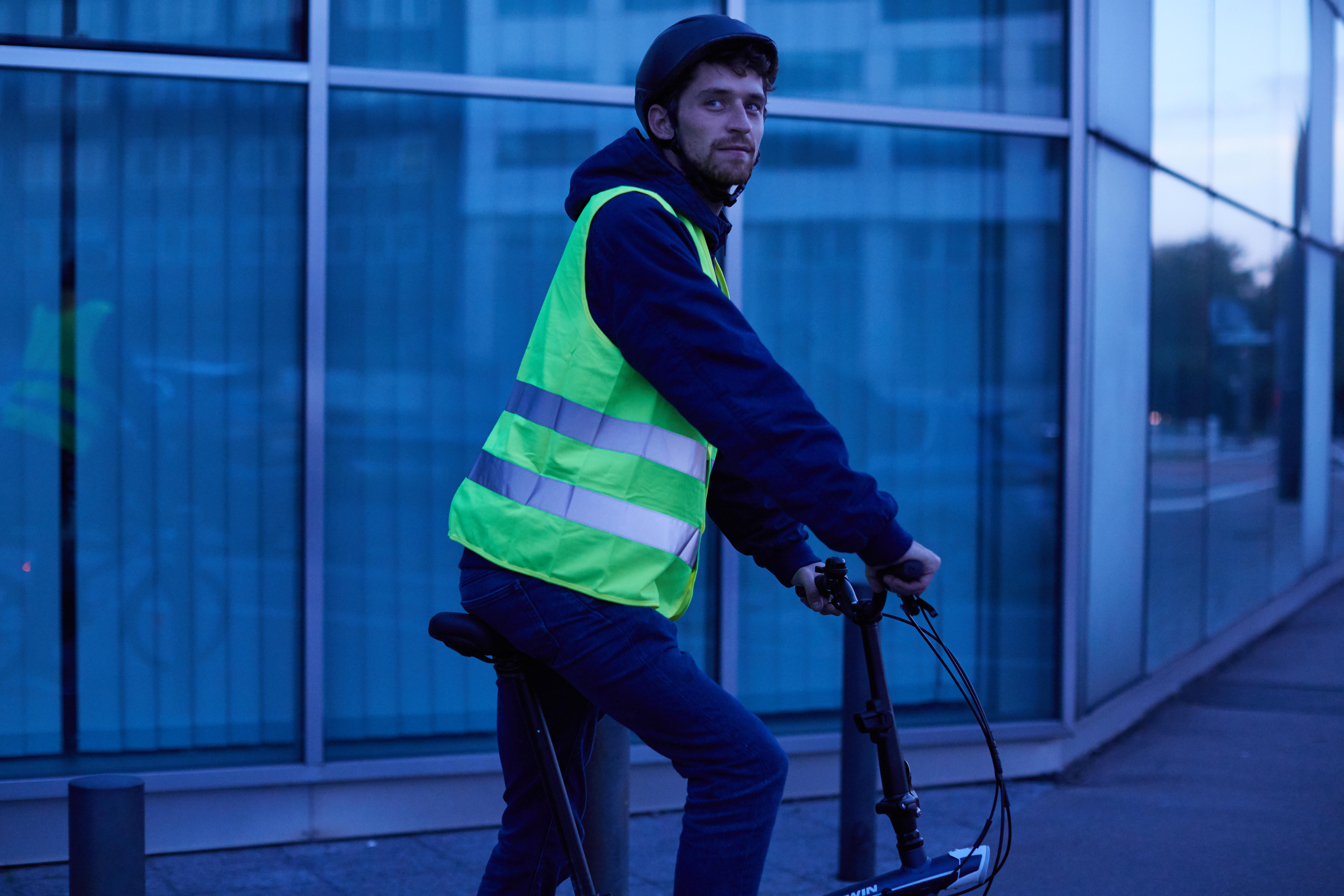 Safety vest hotsell for bike riders