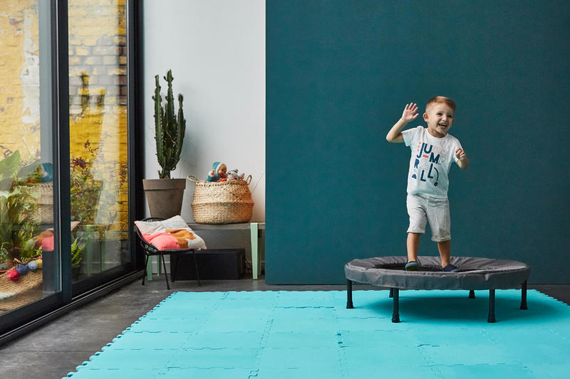Kleutergym thuis: oefeningen om je kind goed te leren springen