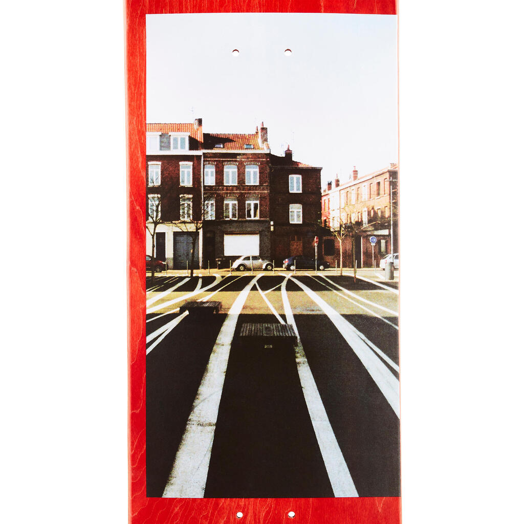 Crveni skejtbord 8.25