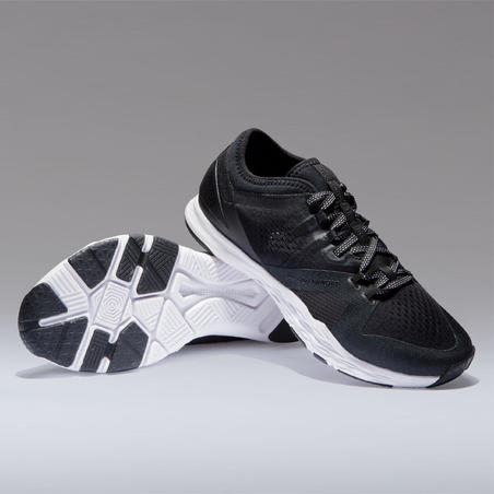 Кроссовки для фитнеса женские черные 900