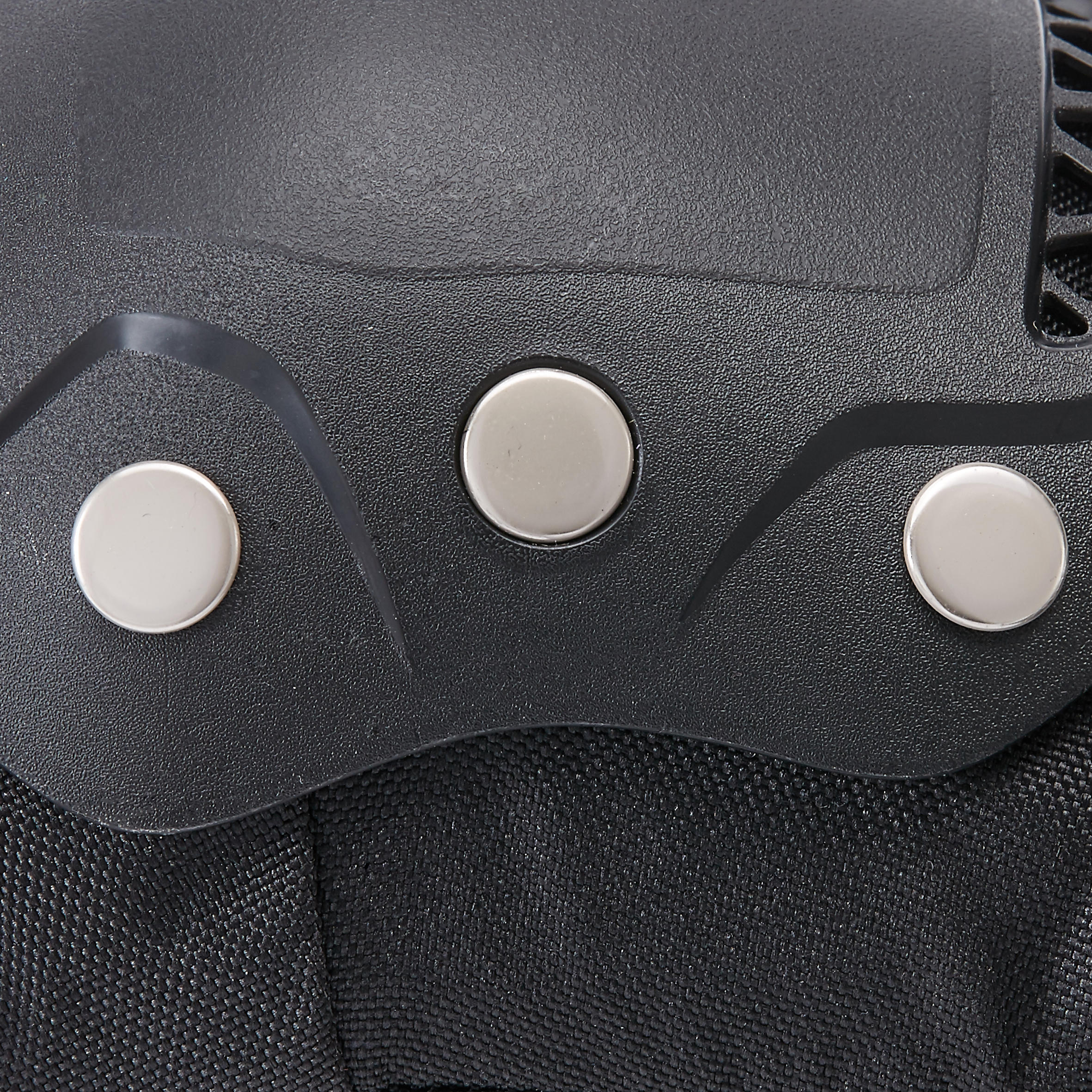 

Fit500 Adult 3-Piece Inline Skate Protection Set - Black/Grey -  By OXELO | Decathlon