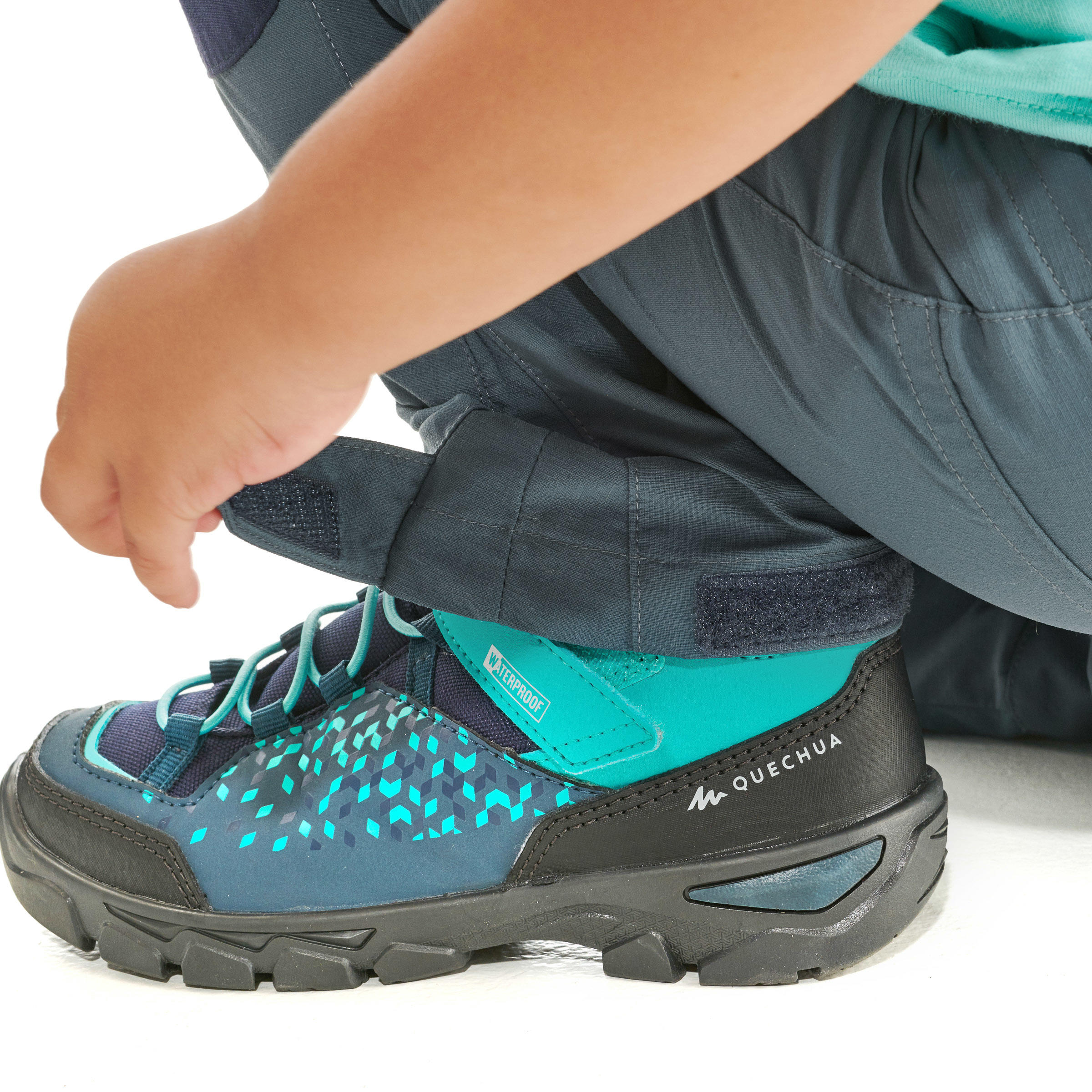 Pantalon de randonnée convertible enfant – MH 500 gris/bleu - QUECHUA