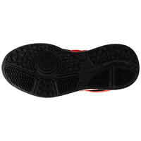 حذاء كرة سلة SE100 Easy للأولاد والبنات المبتدئين - لون أسود/ أحمر