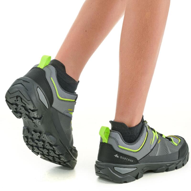 Chaussures de randonnée enfant basses avec lacet MH120 LOW grises 35 AU 38