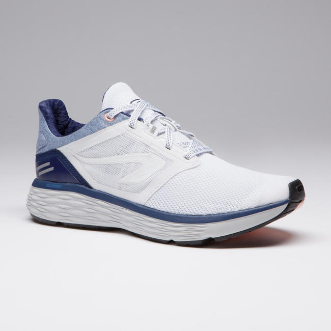comfortable white runners
