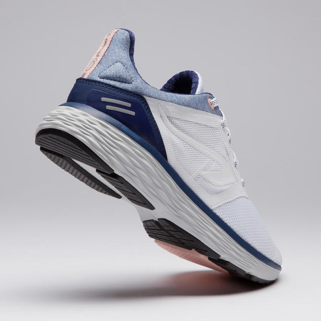 comfortable white runners