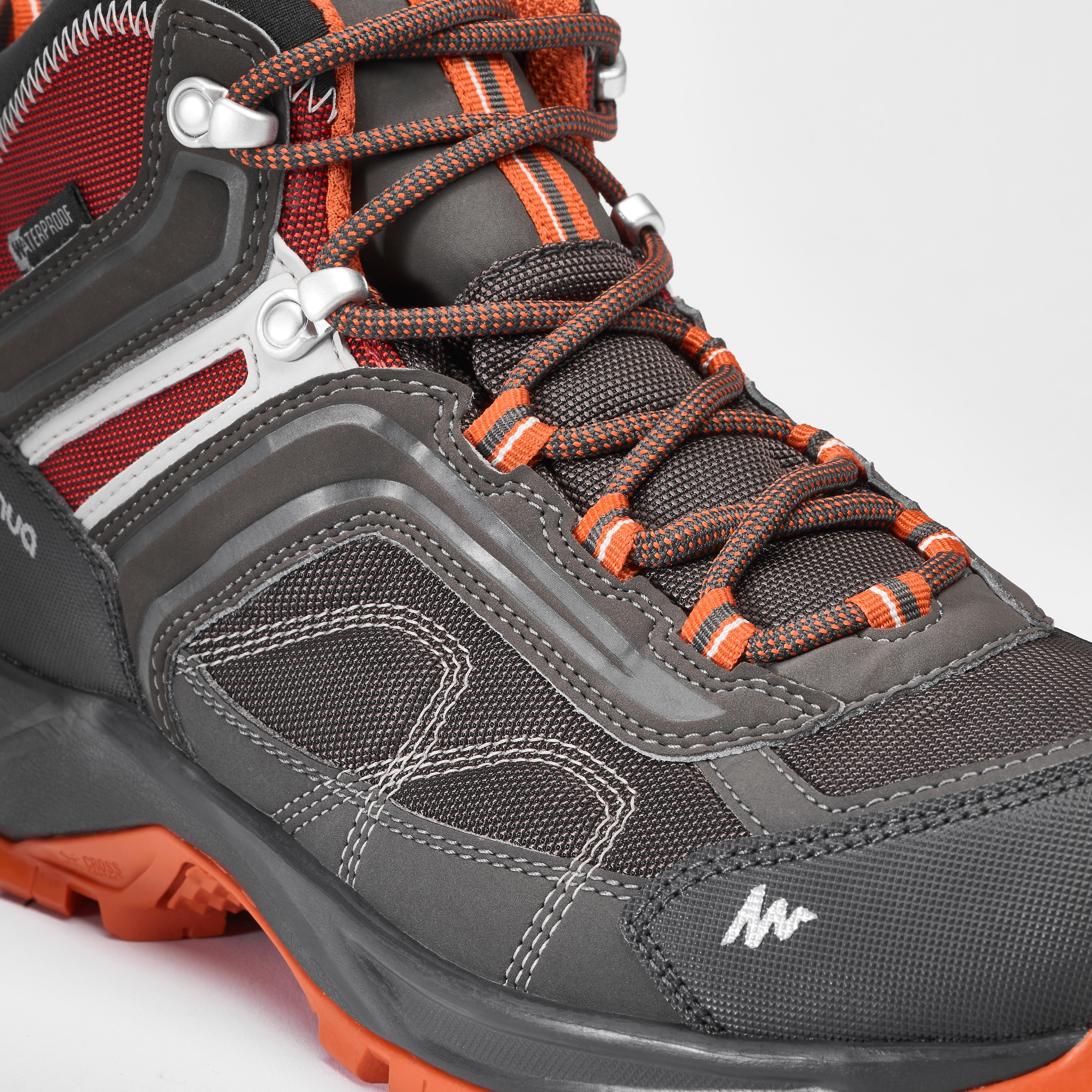bota quechua mh100