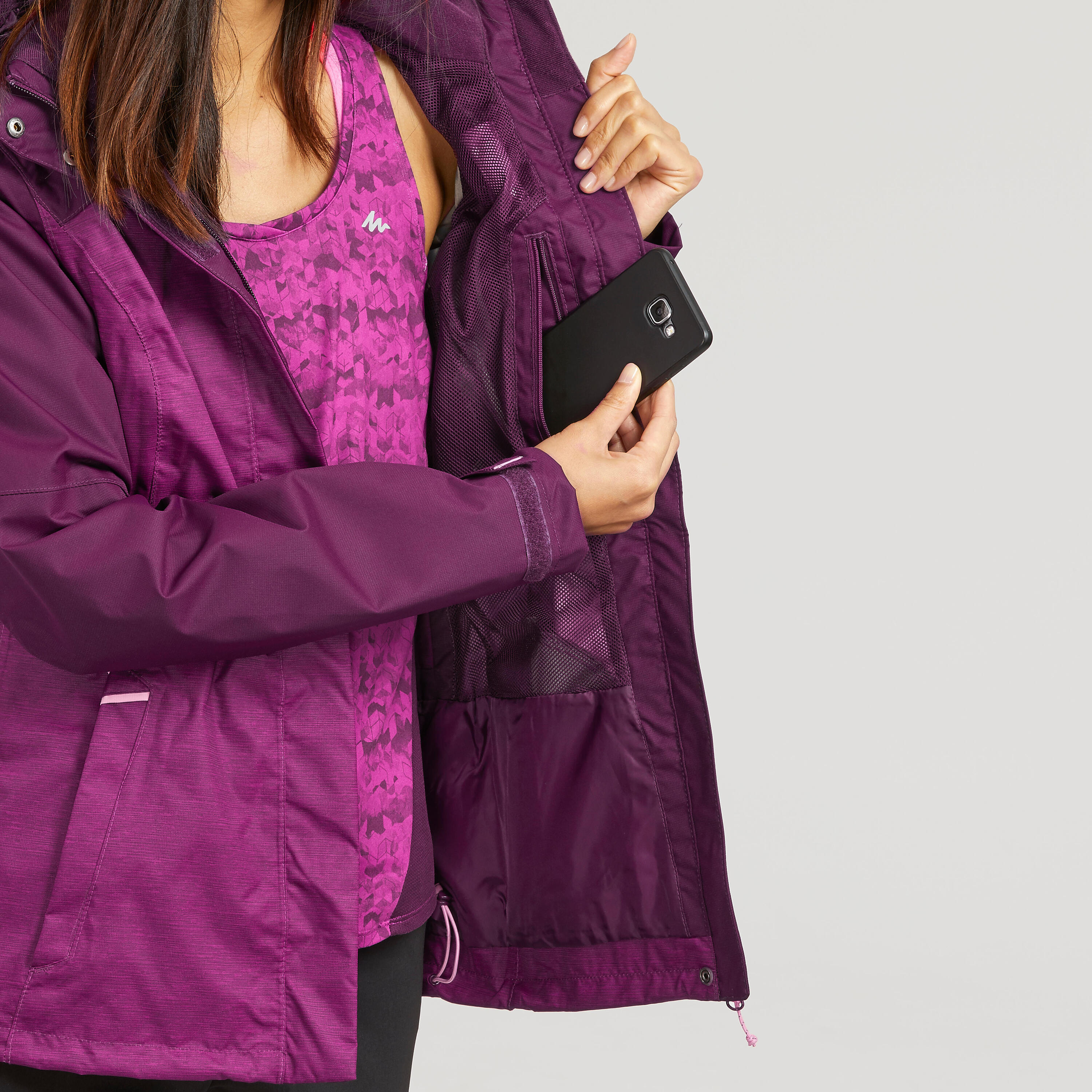 Second Life - Women's waterproof mountain walking jacket - MH100 - EXCELLENT 6/10