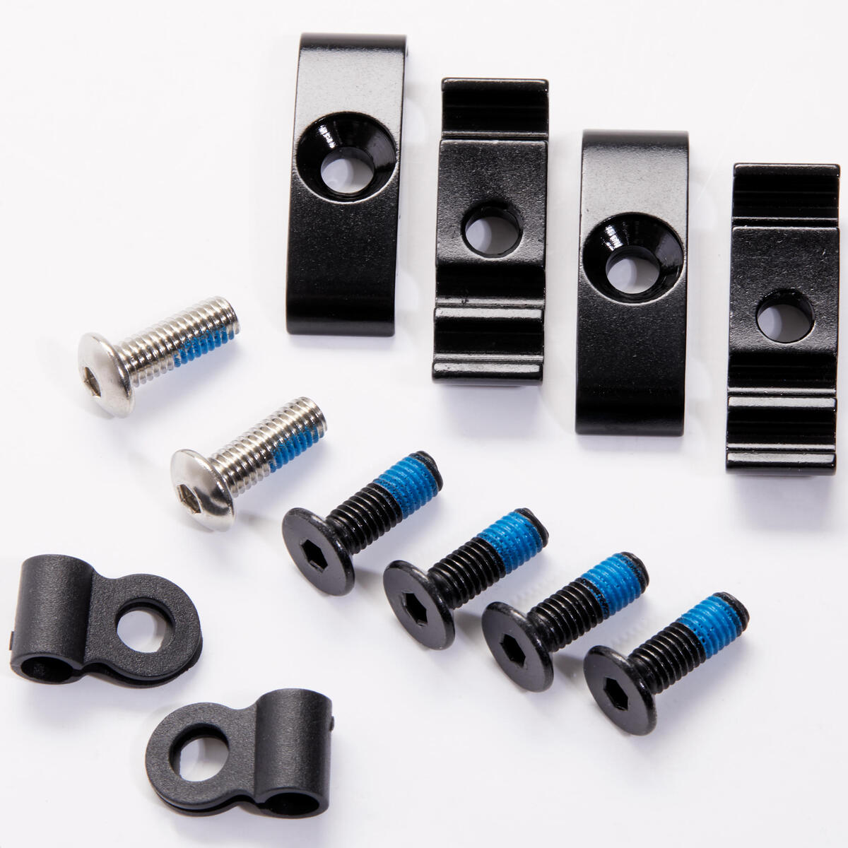 KIT PASSE CABLES POUR CADRES XC et AM ALUMINIUM - CADRE