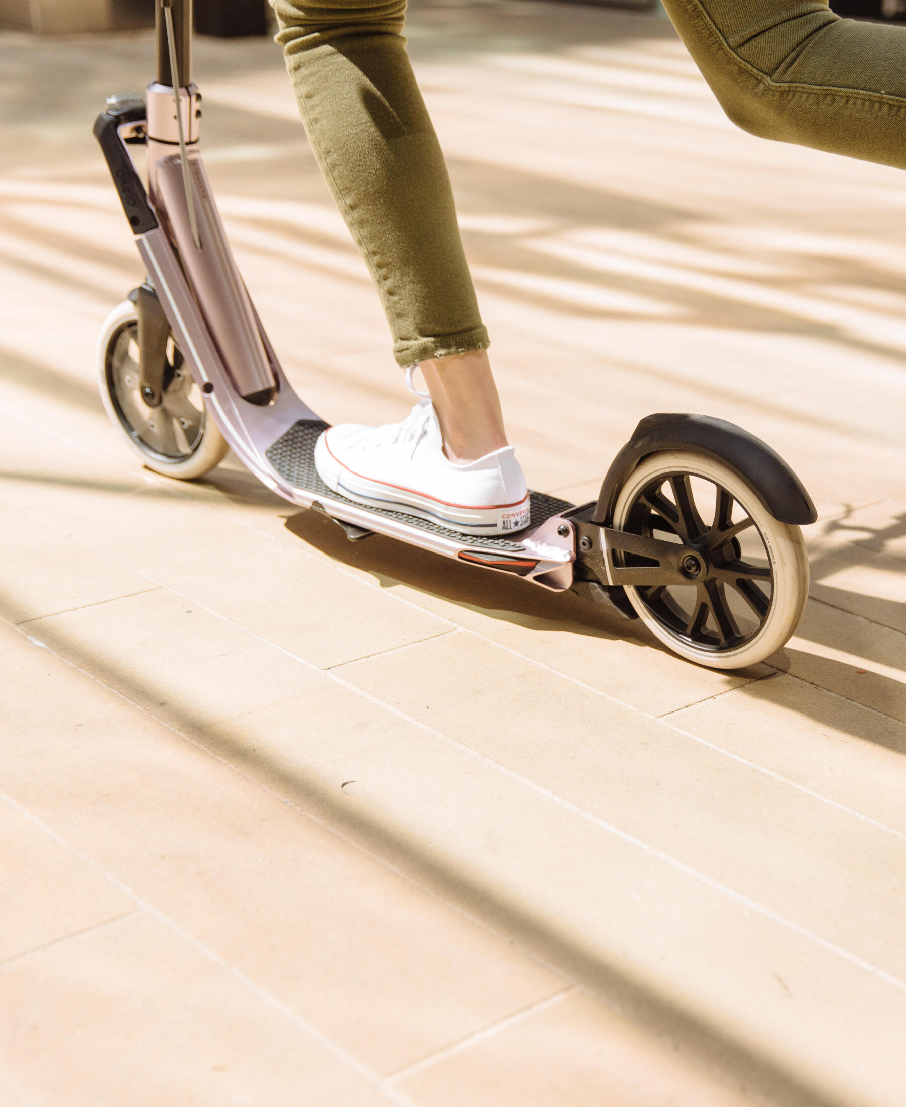 pied_trottinette_oxelo_decathlon