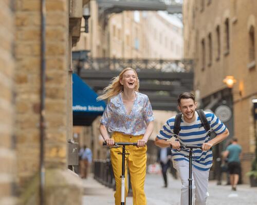 7 Matchy Couple Gift Ideas You Have to Gift Your Partner for Endless Fun