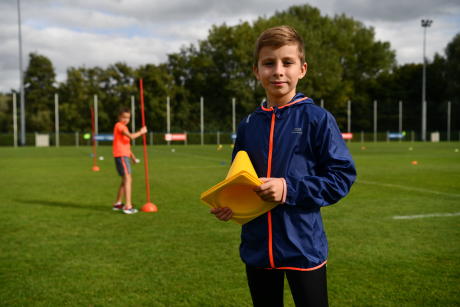 comment mettre un enfant au sport comment mettre un enfant au sport