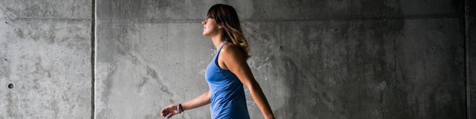 Marche-rapide-sport-santé-bon-geste-éviter-blessures-bienfaits-la-parisienne Marche-rapide-sport-santé-bon-geste-éviter-blessures-bienfaits-la-parisienne