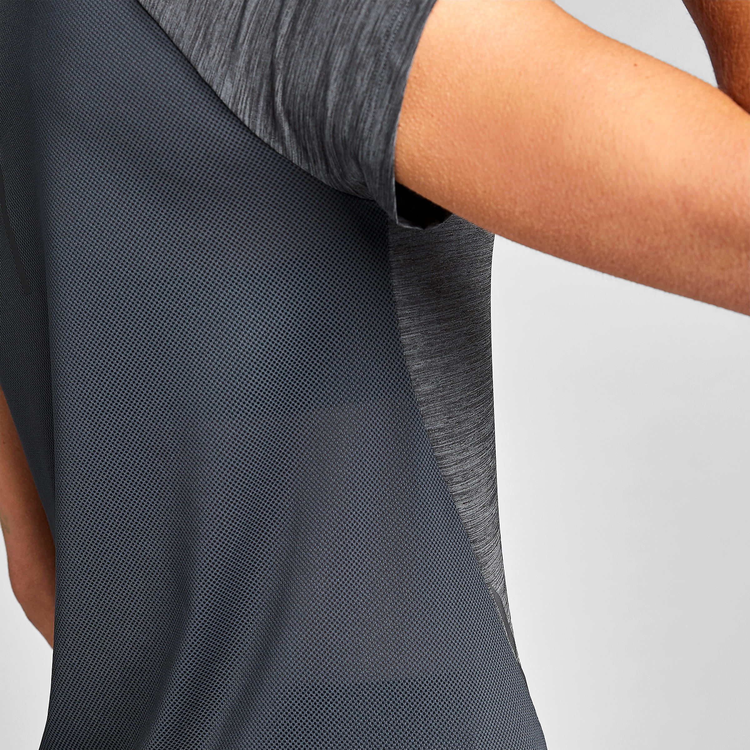 

Run Light Women's Running T-shirt - Grey