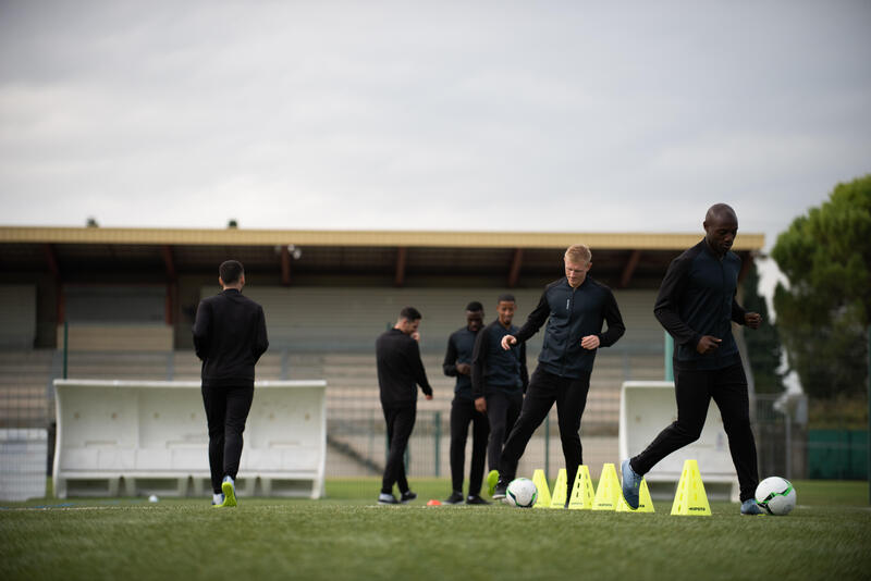 Rester en forme pendant la trêve hivernale : programme circuit training