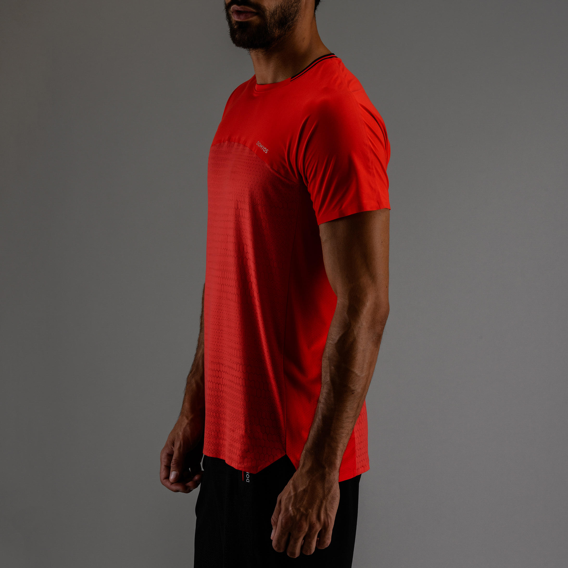 

Men's Ultra-Light Odour Control Cardio Gym T-shirt - Red