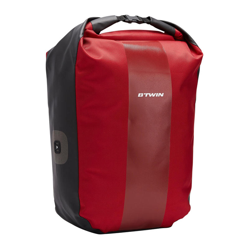 Kerékpáros táska csomagtartóra 500-as, vízhatlan, 20 l, piros