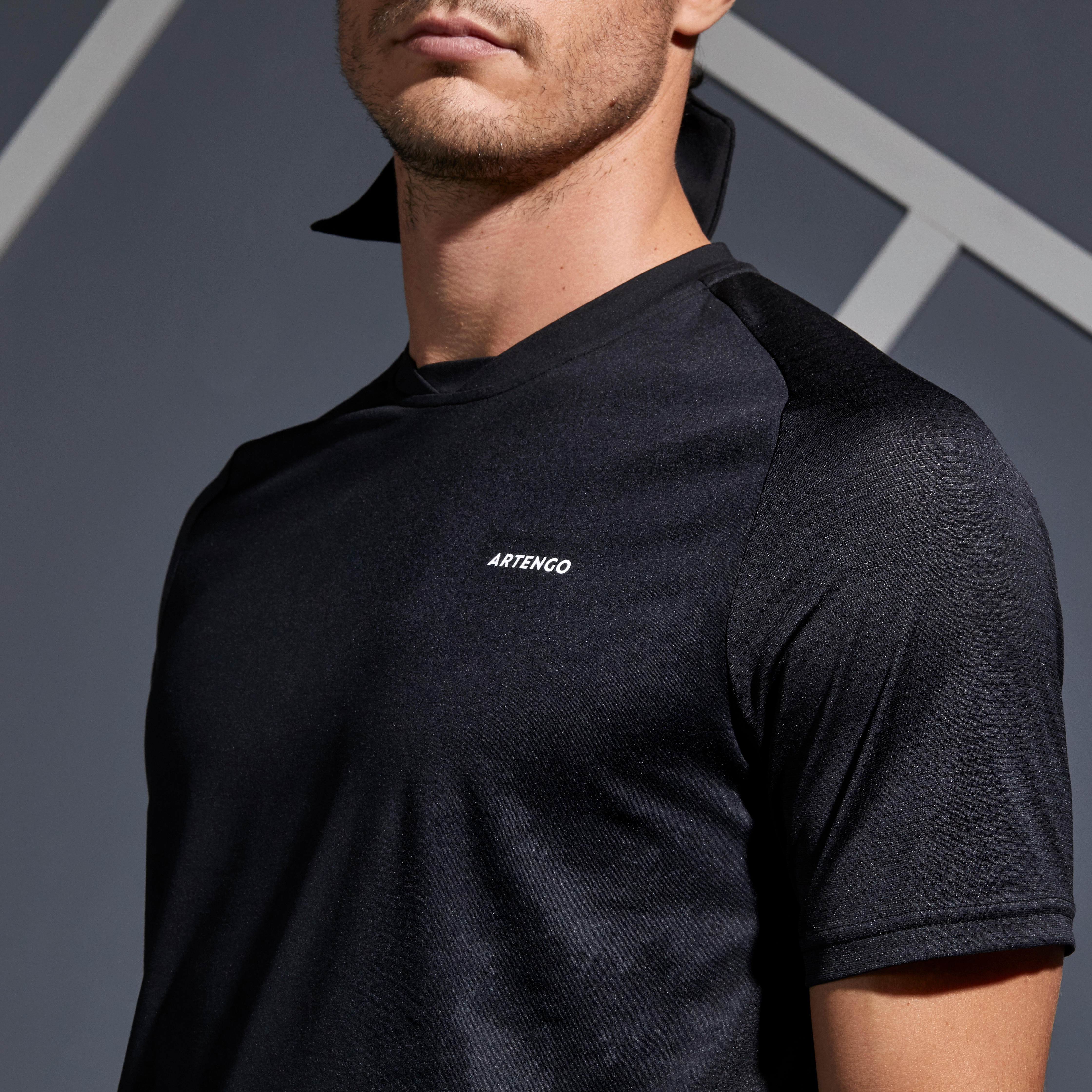Men s Short Sleeved Tennis T Shirt TTS 500 Dry Black Grey