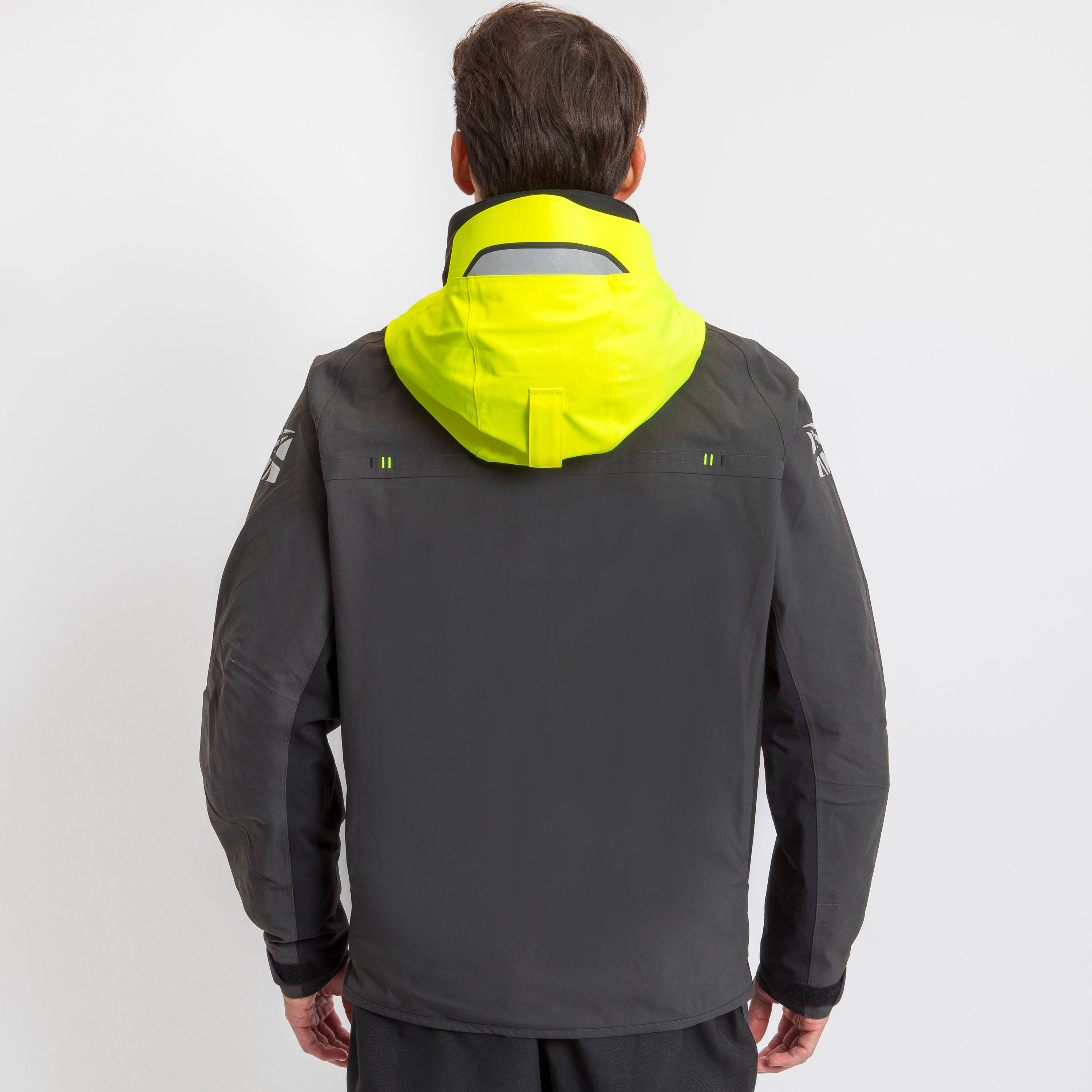 Tribord Offshore 900: ropa de vigilancia eficaz y flexible que se adapta a  la meteorología