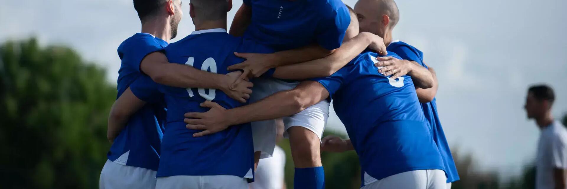 Comment bien nettoyer et entretenir son maillot de football ?