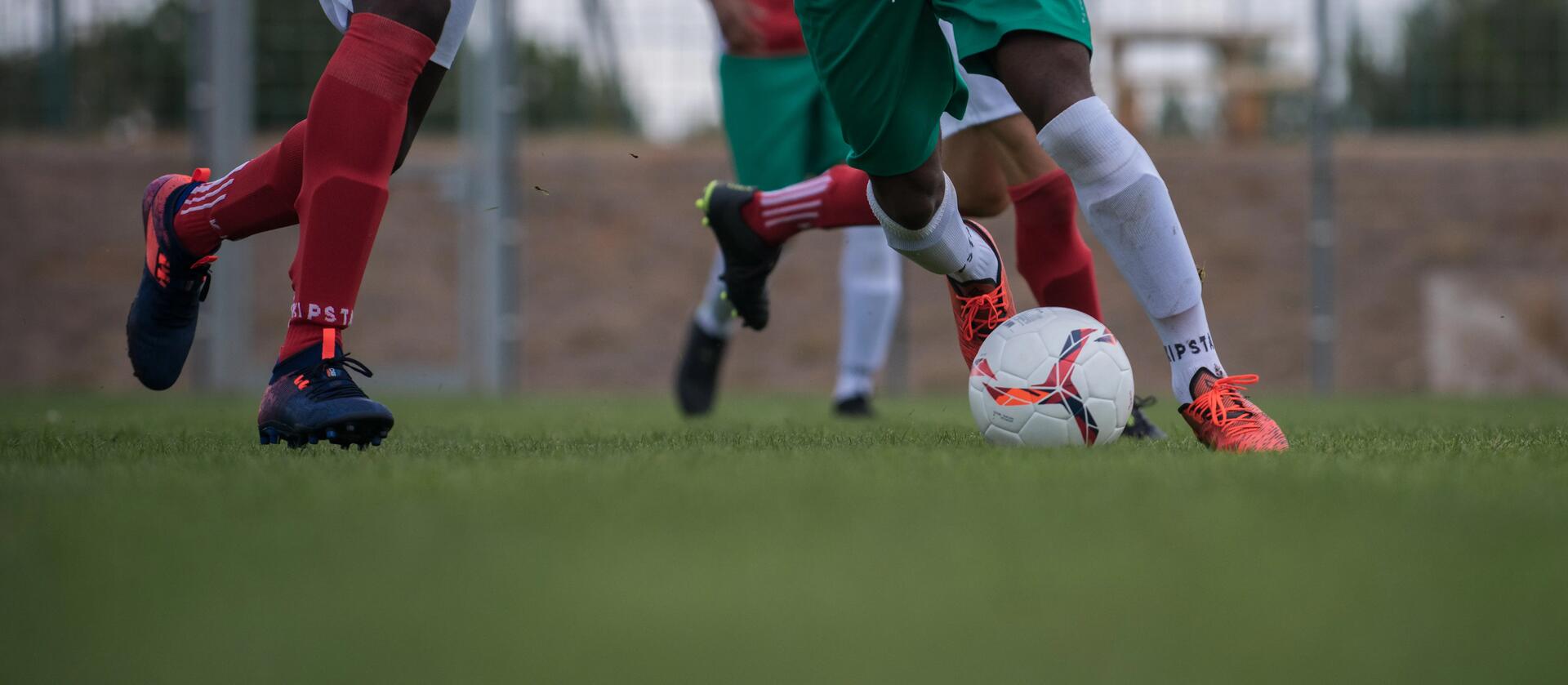 Calzado de futbol sale