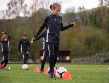 een meisje inschrijven voor voetbal een meisje inschrijven voor voetbal
