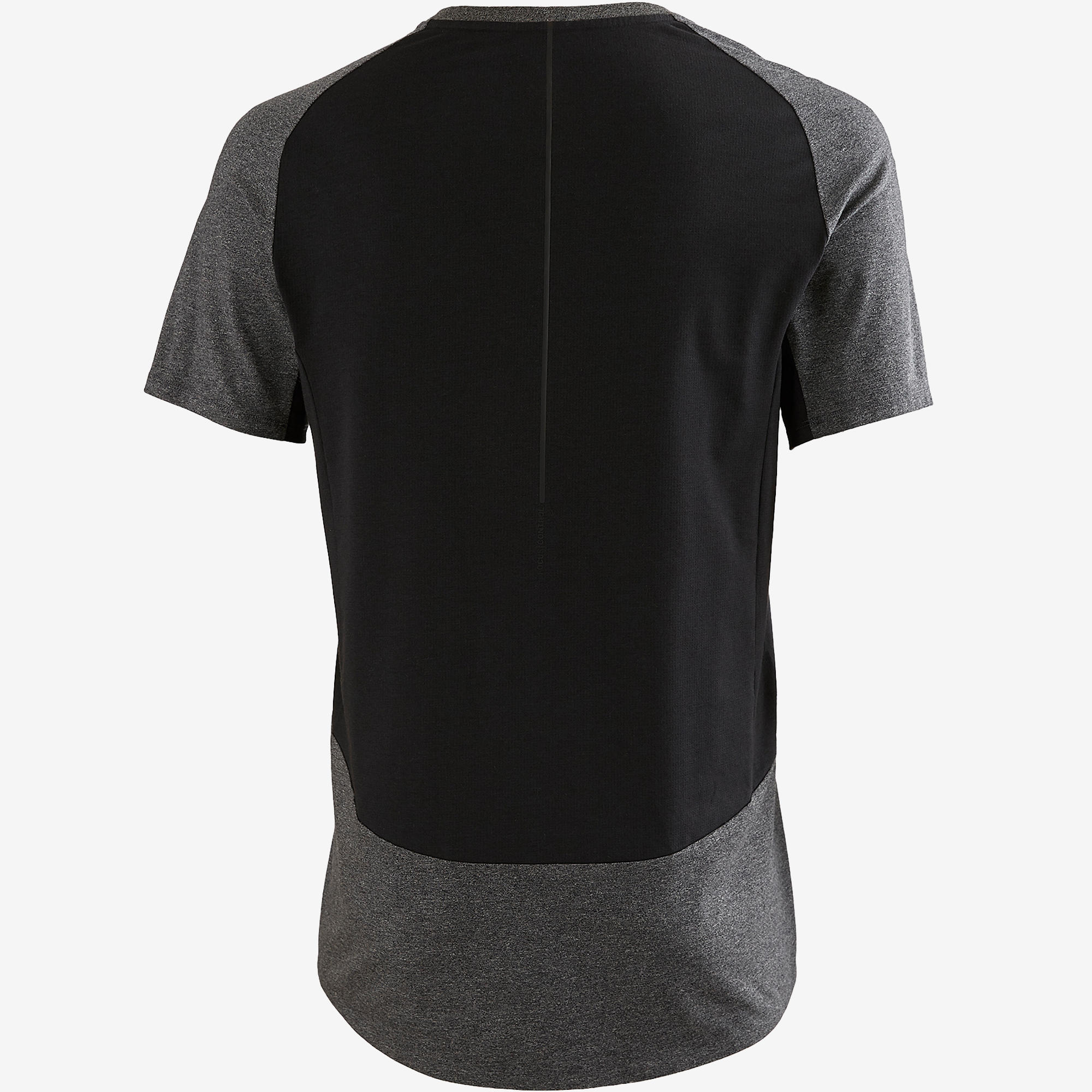 camisa gris oscura hombre