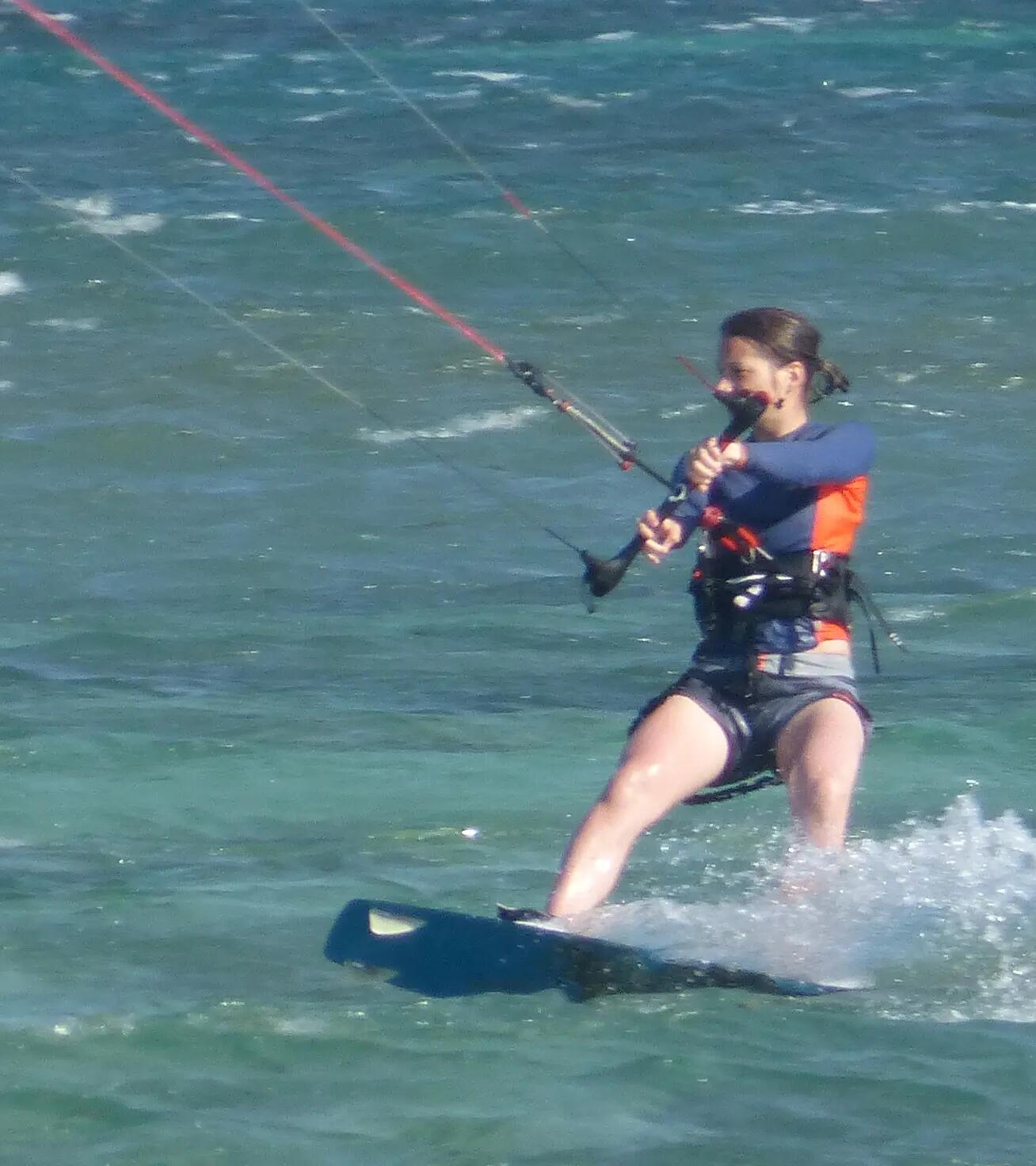 anna gaat kitesurfen