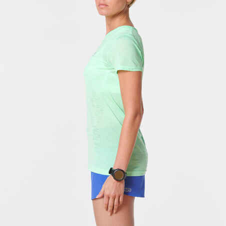 KALENJI KIPRUN CARE WOMEN'S RUNNING T-SHIRT - GREEN