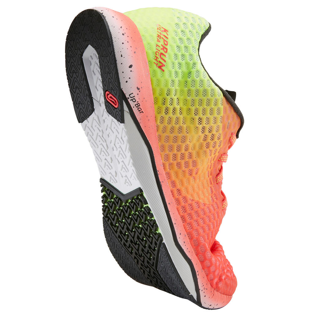 WOMEN'S RUNNING SHOES KIPRUN ULTRALIGHT - CORAL/GREEN