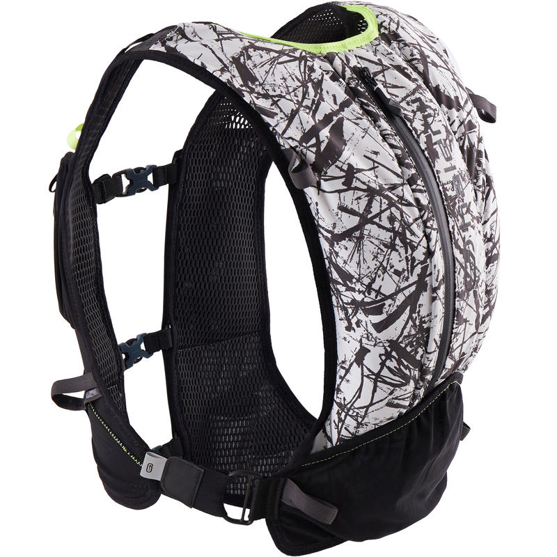 10 L TRAIL RUNNING BAG UNISEX BLACK AND WHITE 10 L TRAIL RUNNING BAG UNISEX BLACK AND WHITE
