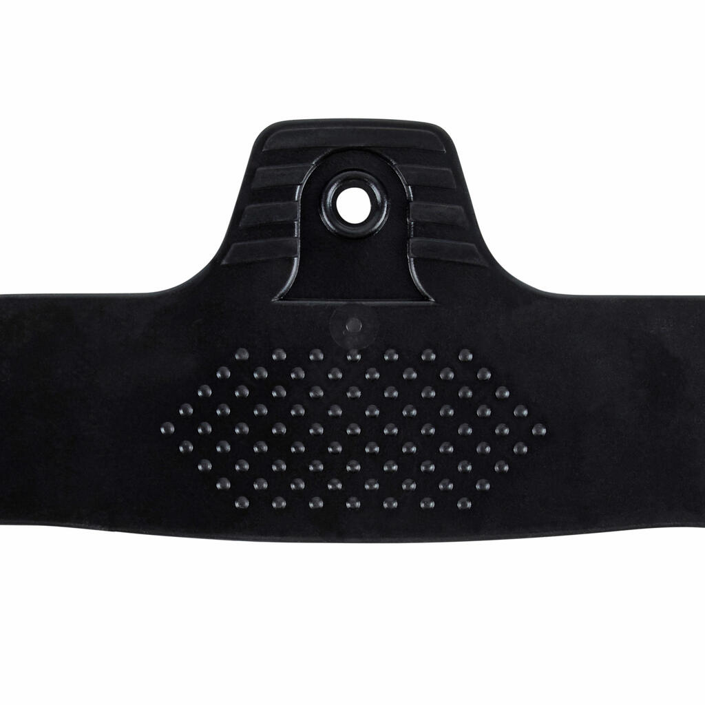 Adjustable universal scuba fin strap