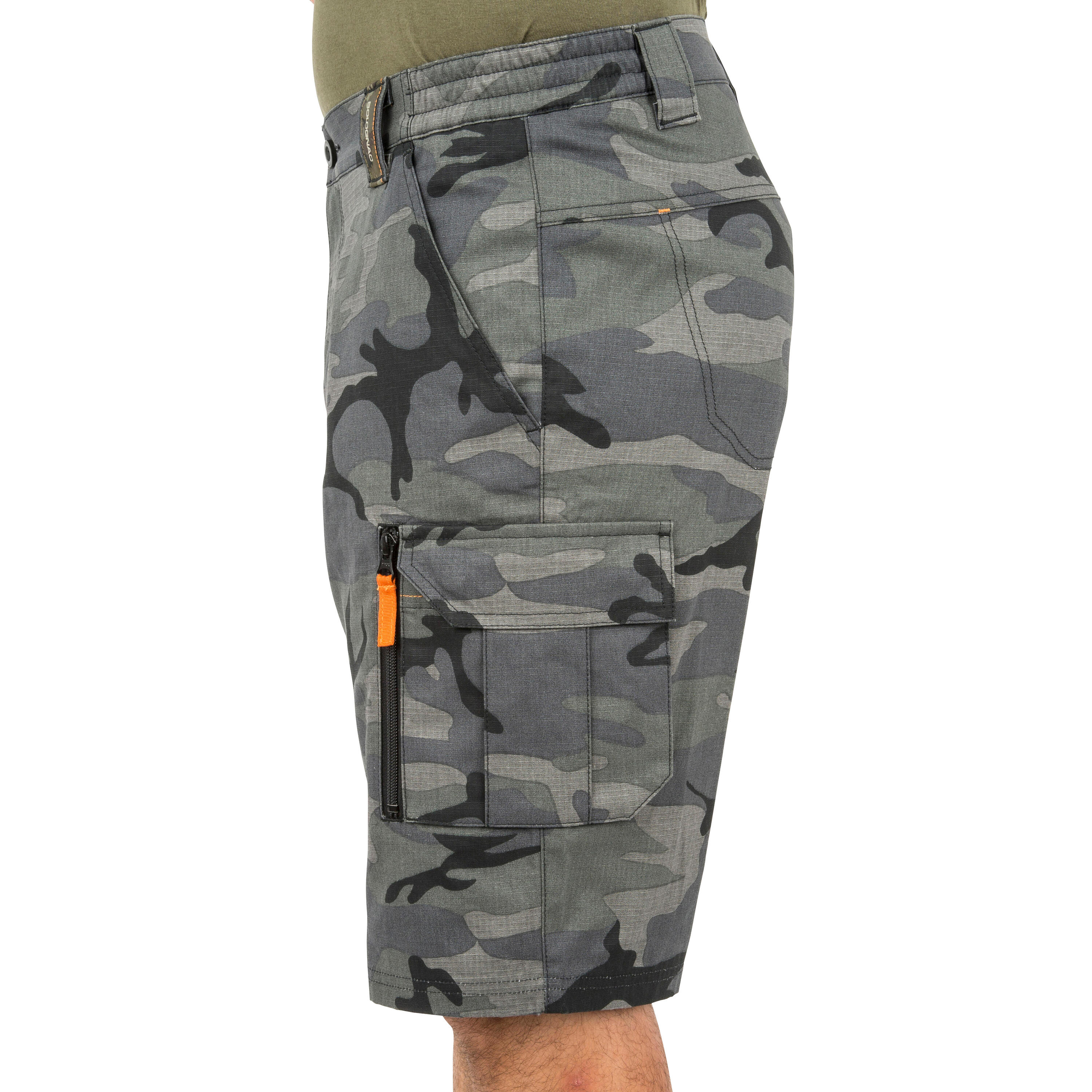Jagdshorts/Bermuda Shorts 500 Cargo Camouflage Woodland schwarz 32/36