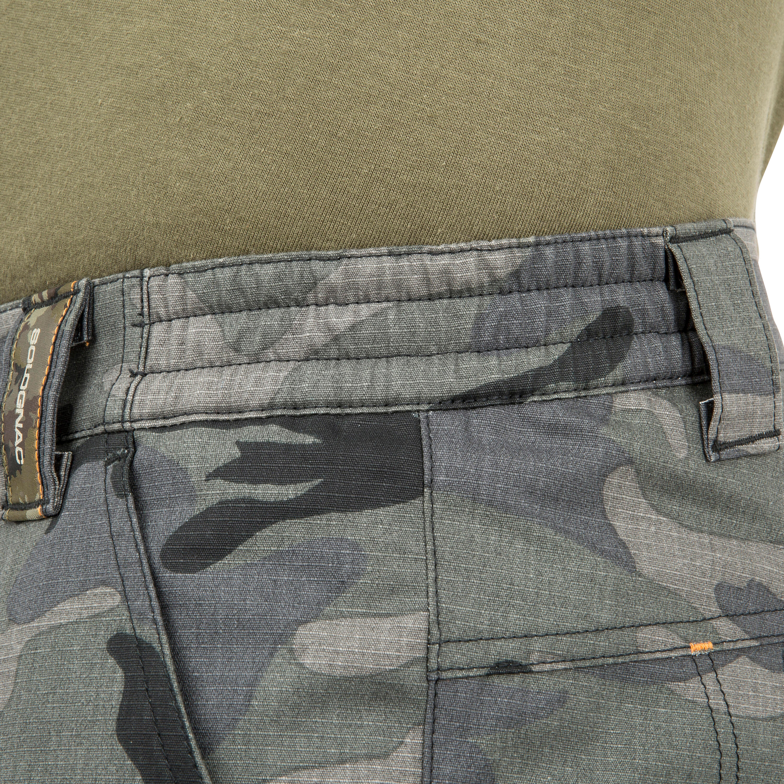 Jagdshorts/Bermuda Shorts 500 Cargo Camouflage Woodland schwarz 25/36