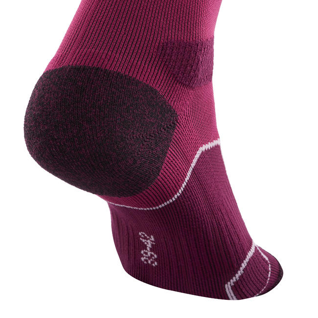 should you wear two pairs of socks when hiking