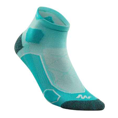 Mid-Length Mountain Hiking Socks. Forclaz 500 2 pairs - Green