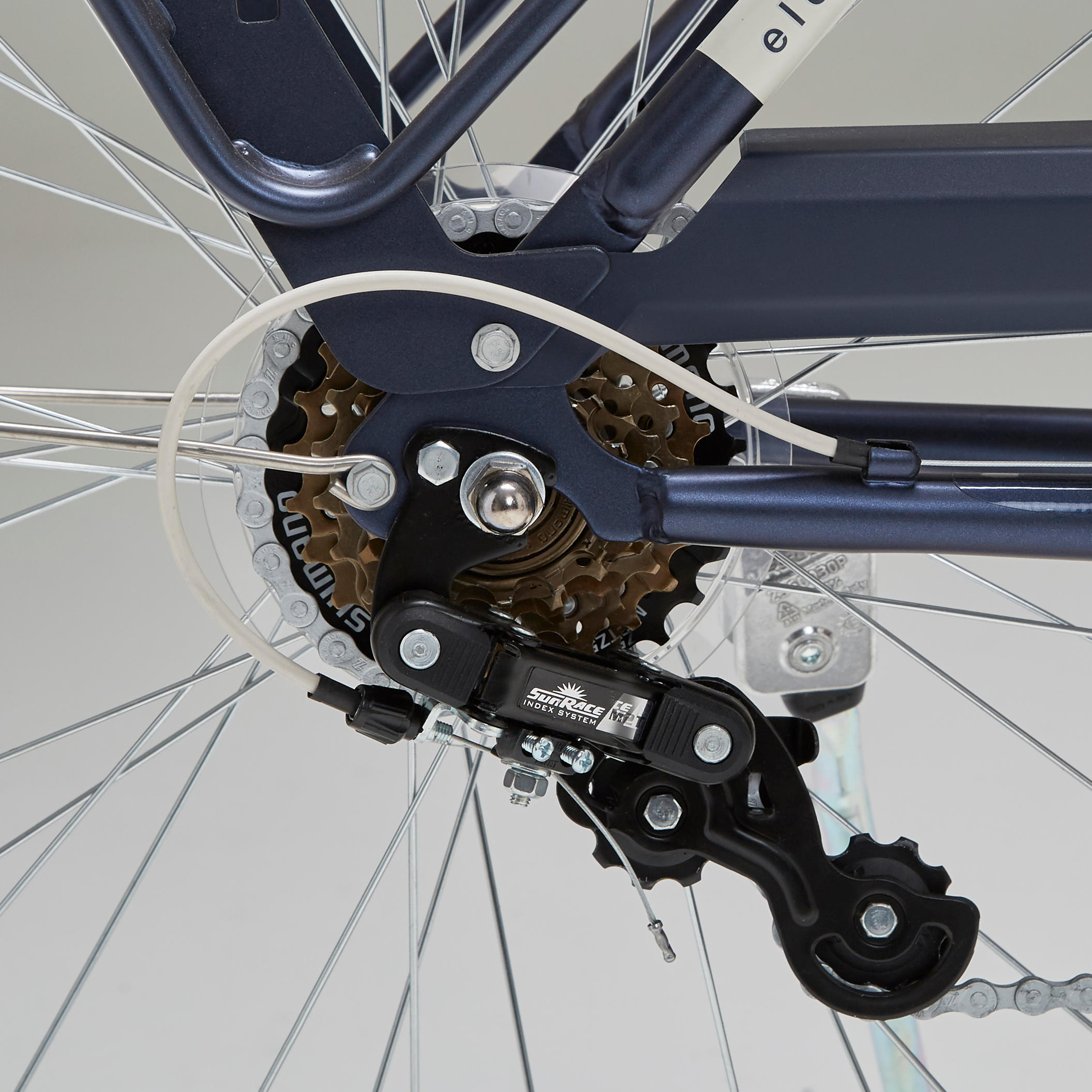 Elops 520 low frame city bike new arrivals