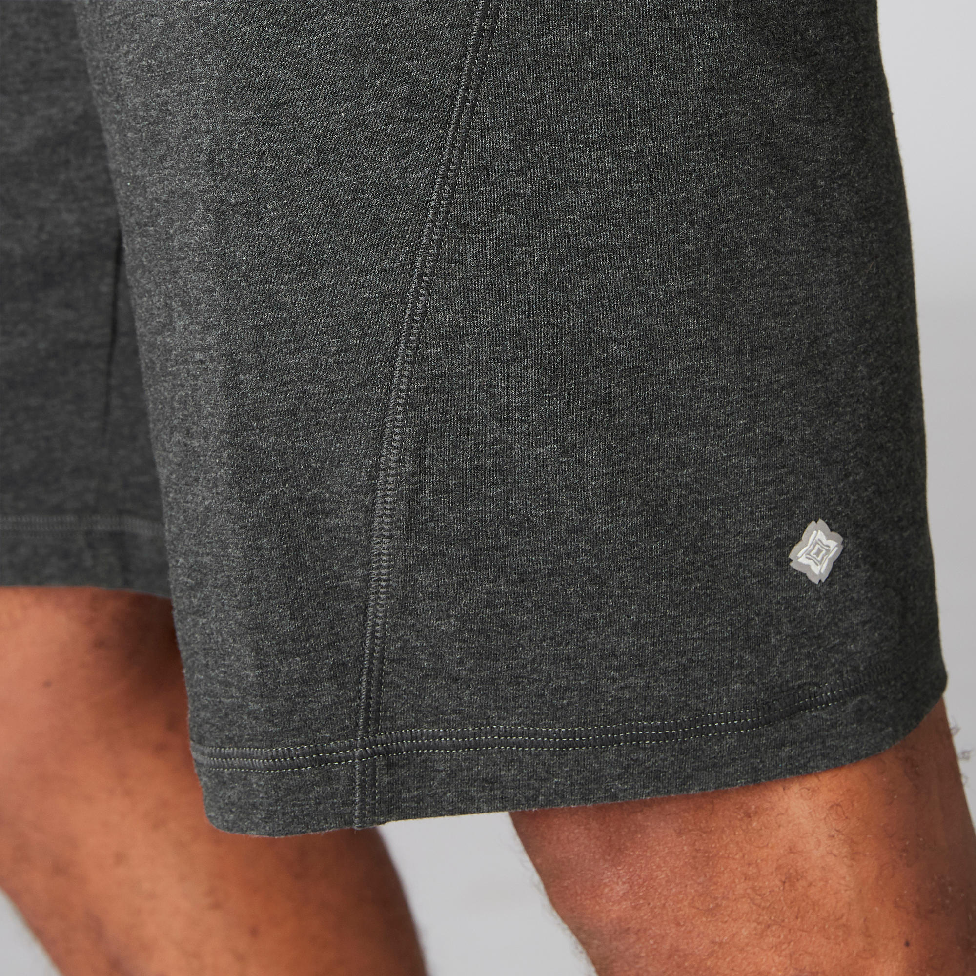PANTALONES CORTOS HOMBRE SHORT COMFORT YOGA  ECOFRIENDLY GRIS 3/10