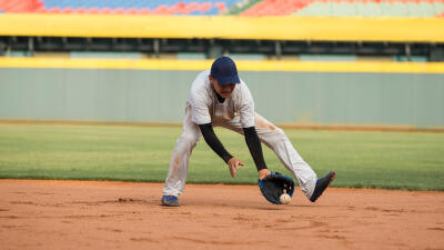 thumb-mobile-baseball-glove.jpg