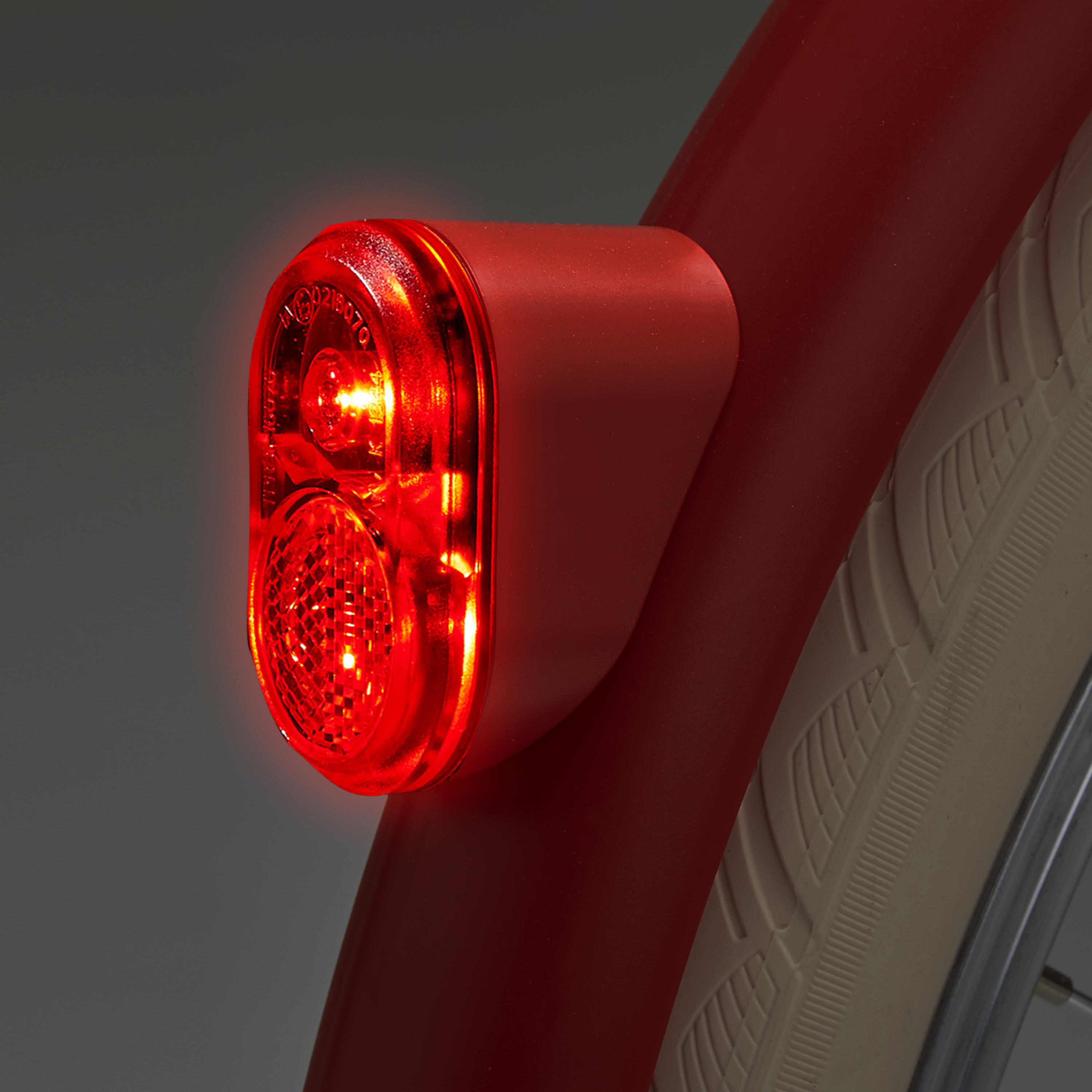 Achterlicht led dynamo Elops 520 rood 2/2