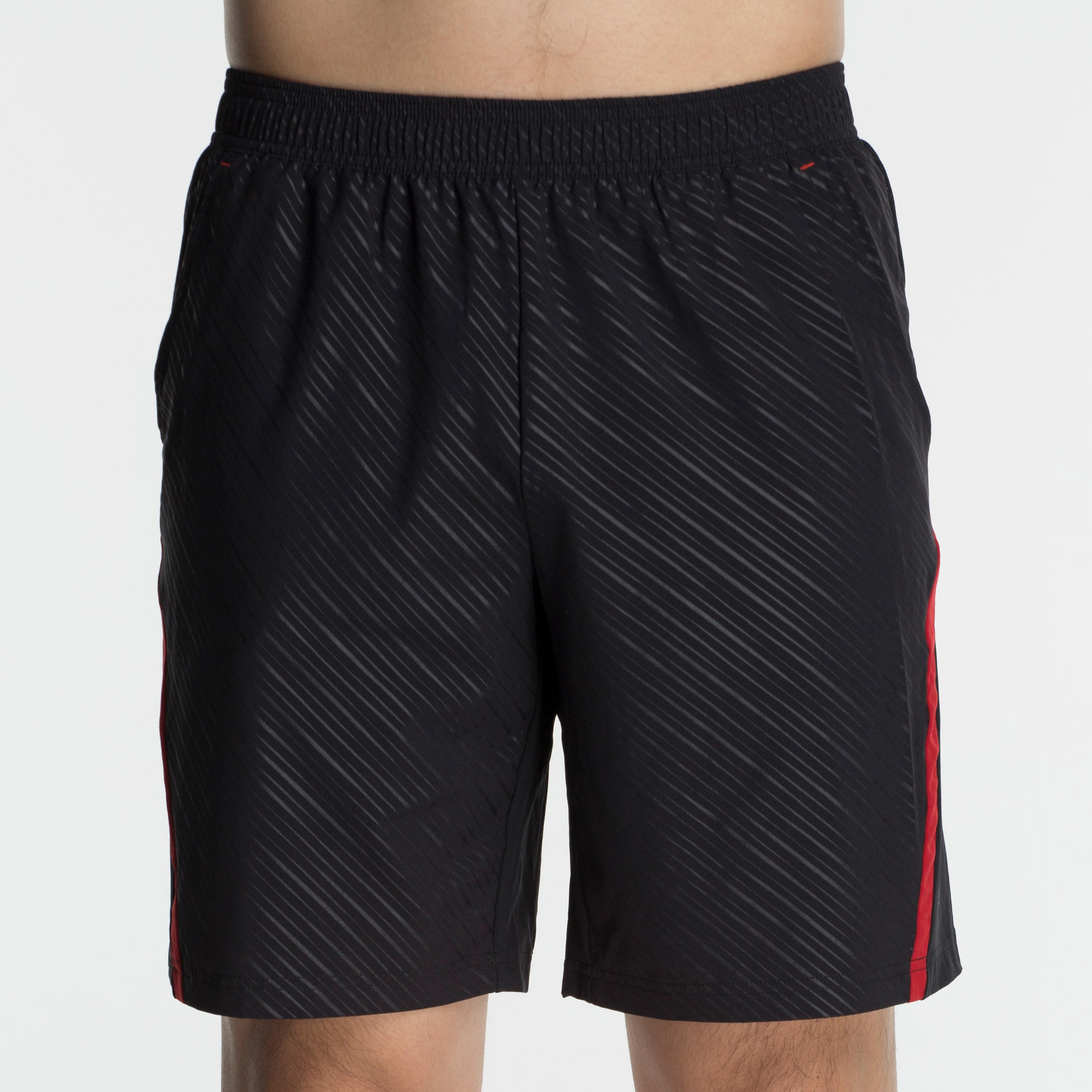 

Shorts 560  Black Red