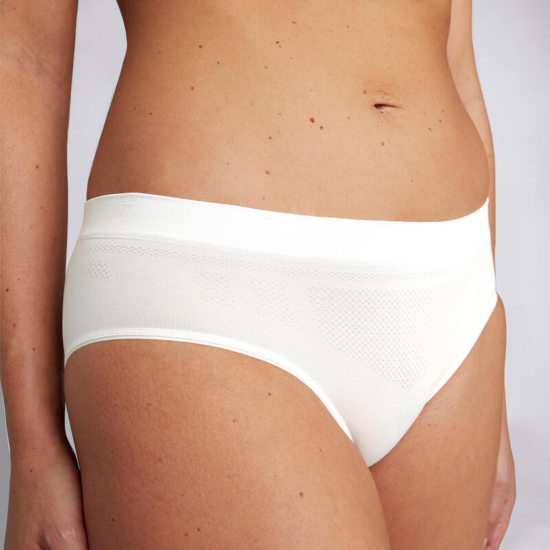 BREATHABLE RUNNING BRIEFS ICE WHITE