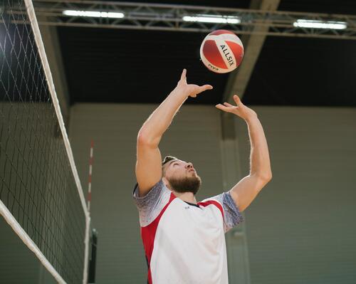 BALLON DE VOLLEYBALL EN AIR 