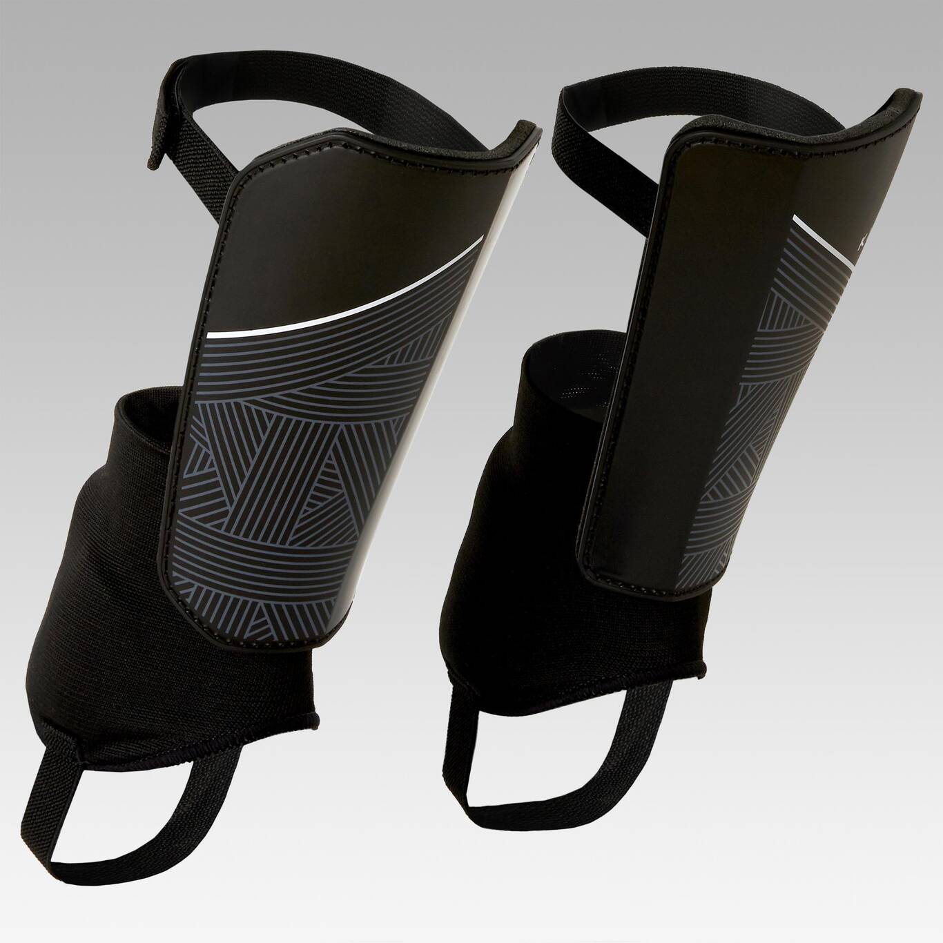 Adult Football Shin Pads Essential 140 - Black