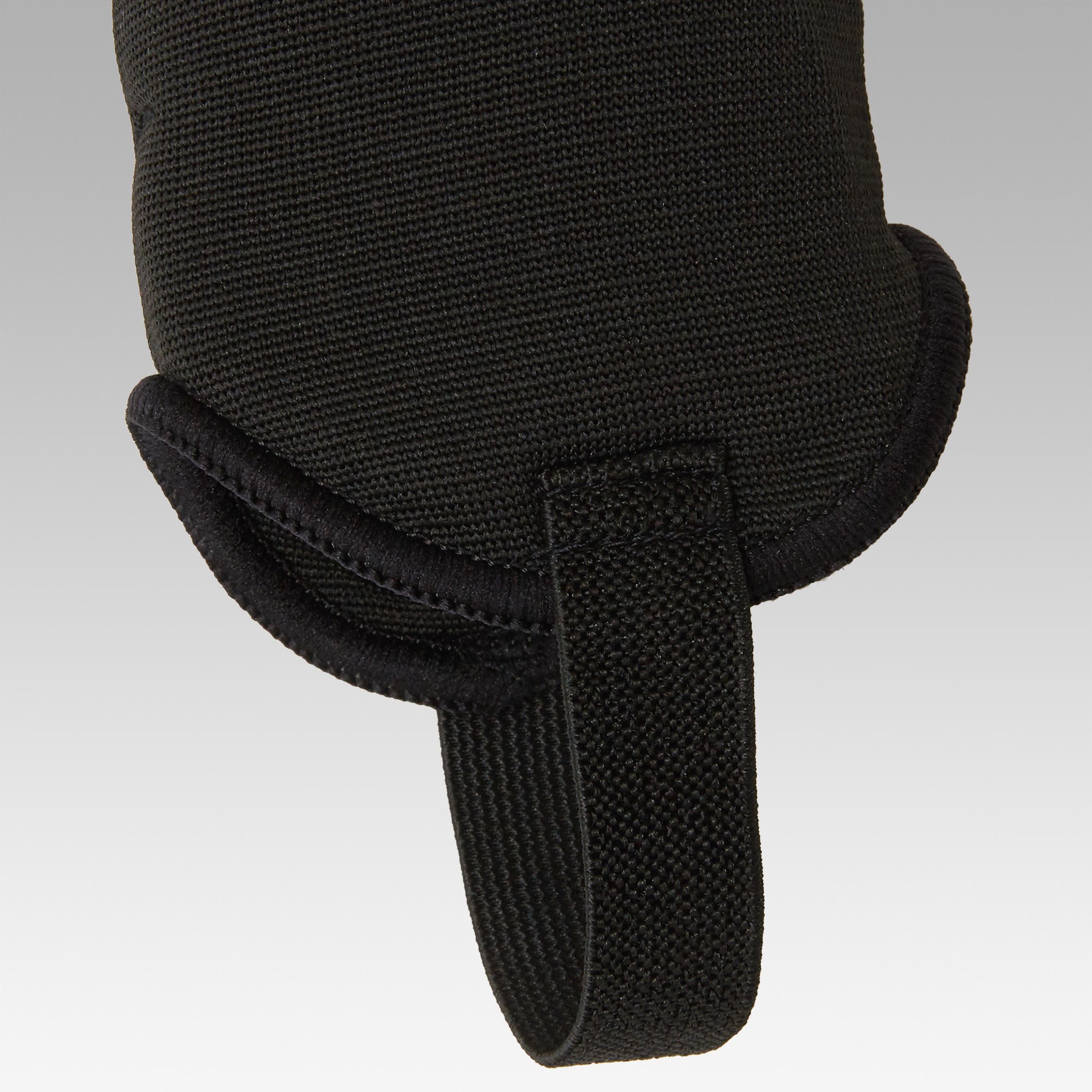 Kids' Soccer Shin Pads - Essential 140 Black - KIPSTA