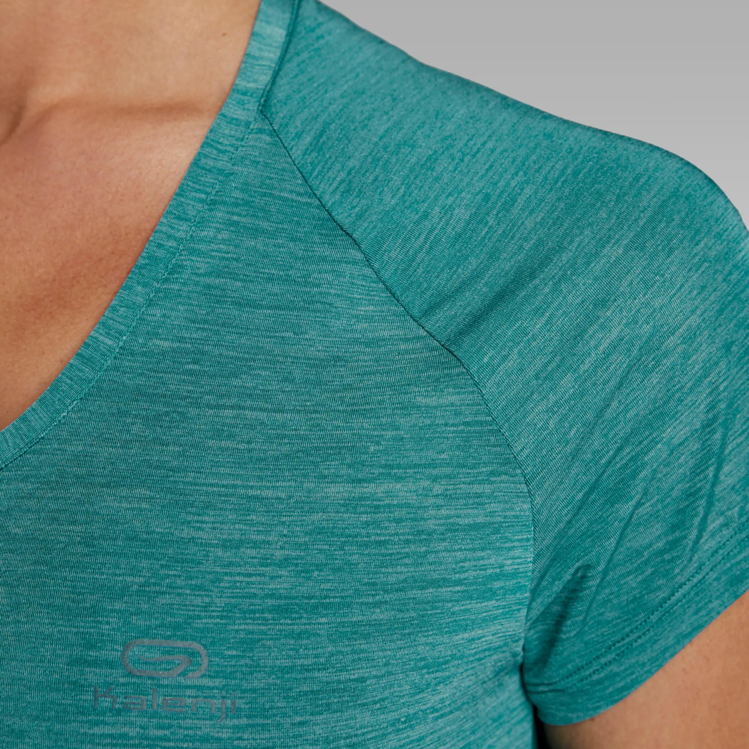 Run Light Women's Running T-shirt - Green 7/11